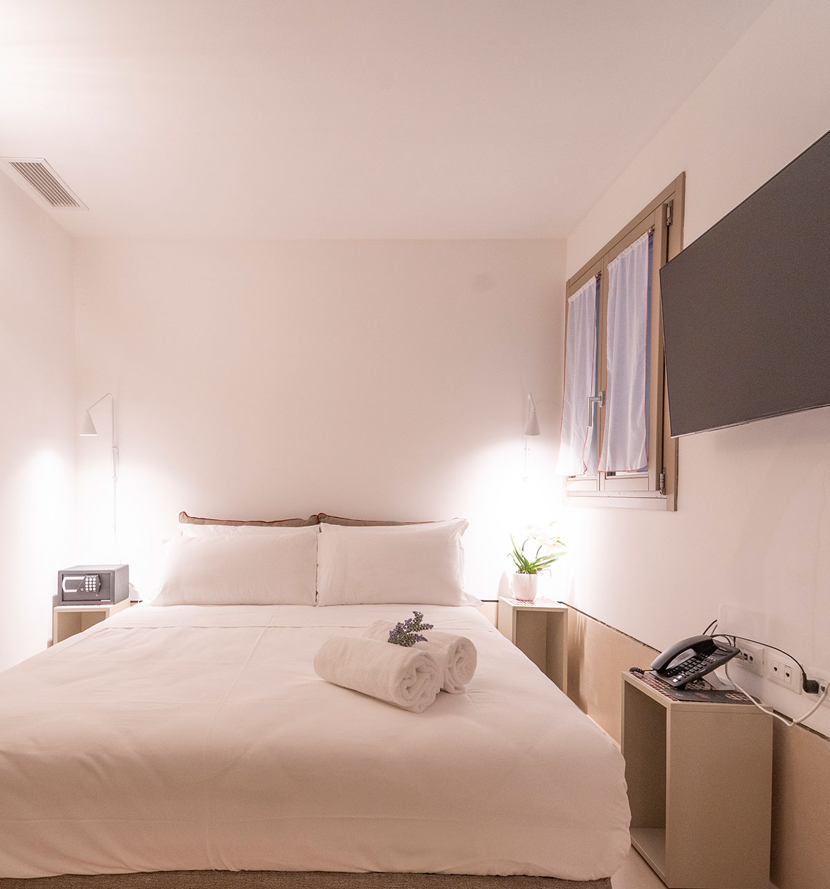 Double Single Use room in rome